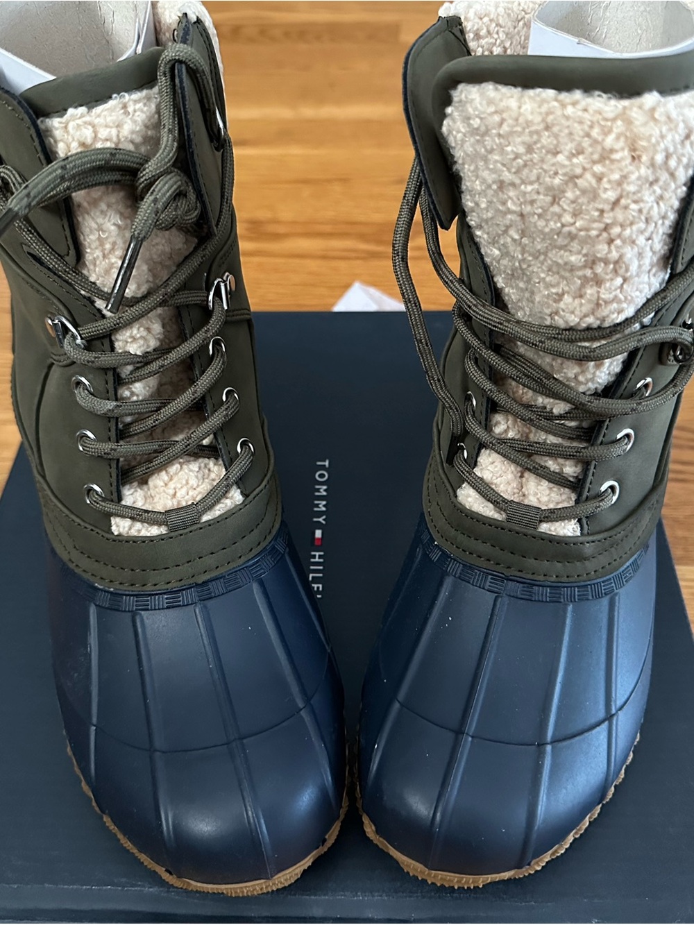 Tommy Hilfiger Navy & Olive Insulated Lace-Up Duck Boots